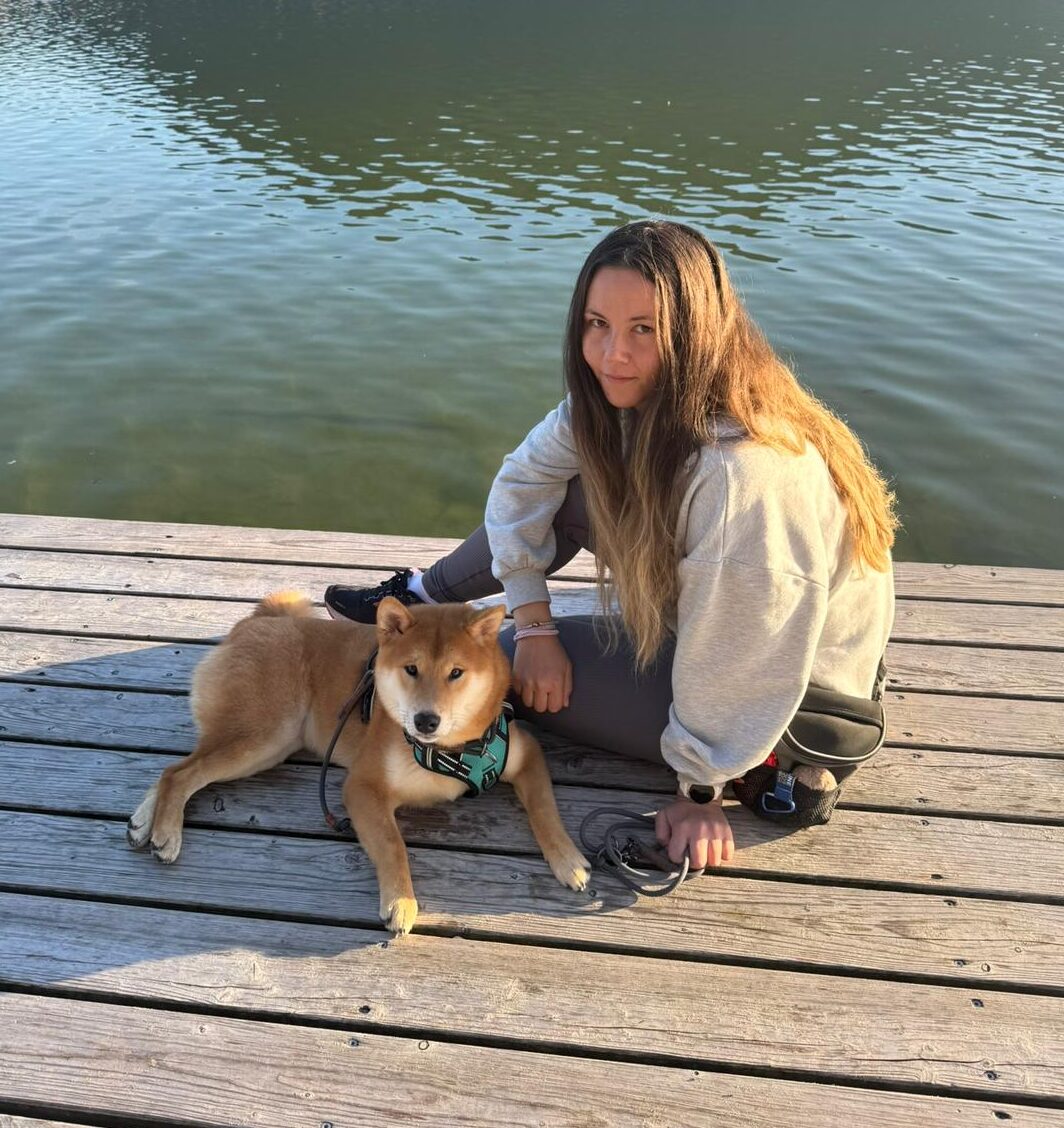 Desiree mit Shiba Inu Junghund Sasu